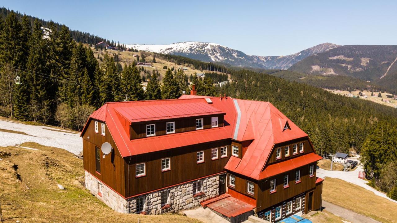 Capkova Chata Hotel Pec pod Sněžkou Exterior foto